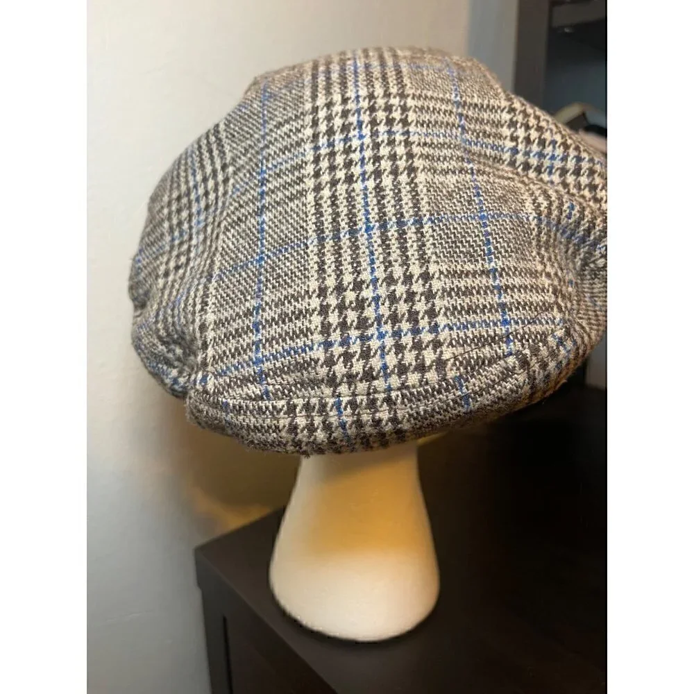 Urban Outfitters Women's Brown and Black Newsboy Caps Brown Tweed S/M